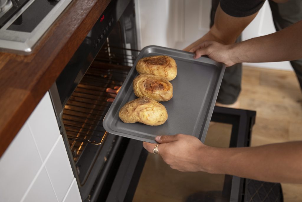 Oven Kurang Panas Saat Memanggang