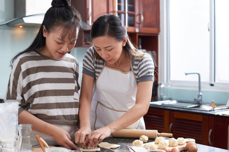Tips Baking Hemat Waktu untuk Sibuk Kerja