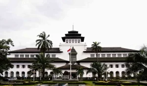 Bangunan Bersejarah di Bandung- Warisan Kolonial yang Terjaga