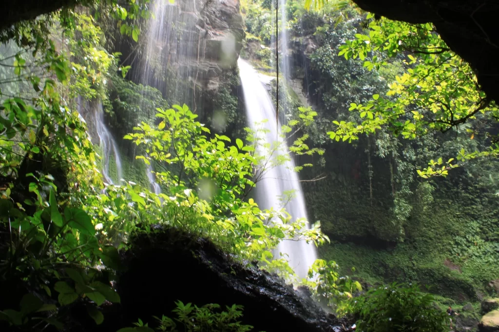 Wisata Curug Cimahi di Bandung