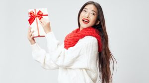 Hadiah Natal untuk Teman Cewek yang Suka Traveling
