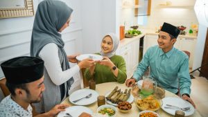 keistimewaan parcel lebaran mayasari bakery made in bandung dengan cinta