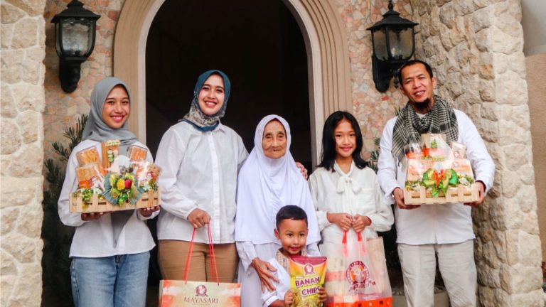 parcel ini pas buat siapa sih keluarga, teman, atau partner bisnis beda nggak isinya