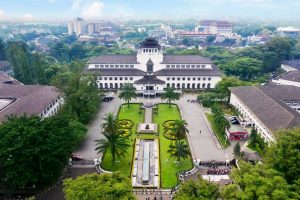 Bandung Nggak Cuma Paris van Java, Ini Sejarahnya!