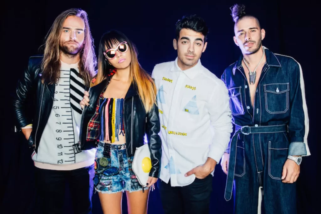 Cake by the Ocean - DNCE