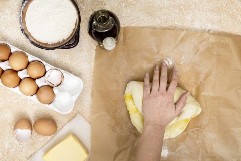 Kenapa Teknik Folding dalam Baking Penting?